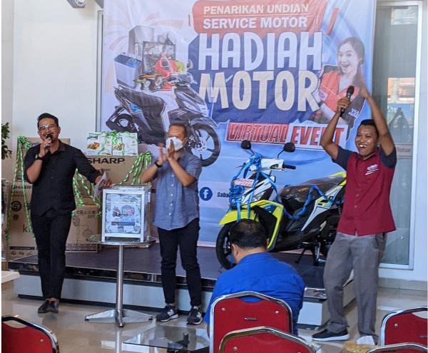 Sabang Raya Motor Group kembali melakukan pengundian hadiah Program Servis Motor Hadiah Motor